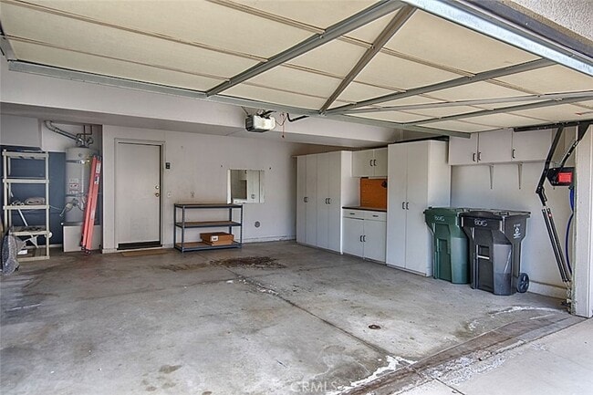 Building Photo - 8015 E Treeview Ct
