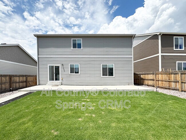 Building Photo - 5975 Mumford Dr.