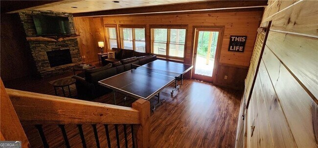 Building Photo - 101 Hothouse Dr