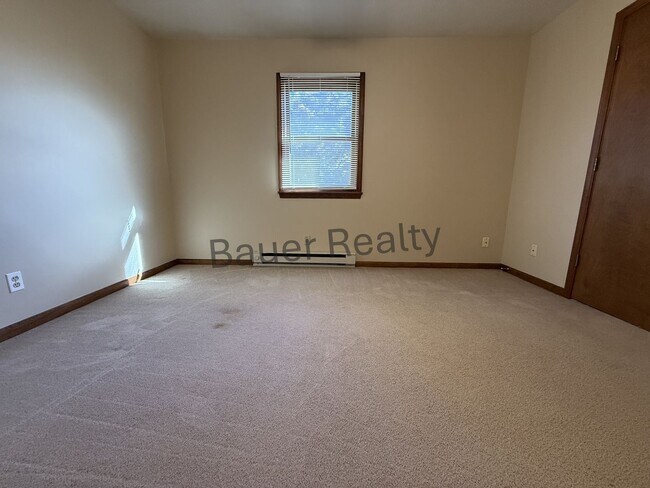 Building Photo - db34