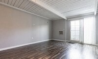 Building Photo - 892 Vassar St