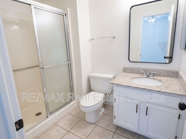 Building Photo - 1607 Timberline Dr