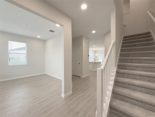 Building Photo - 551 Pothos St
