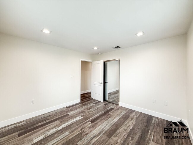 Building Photo - 1622-1624 S. CARMELINA