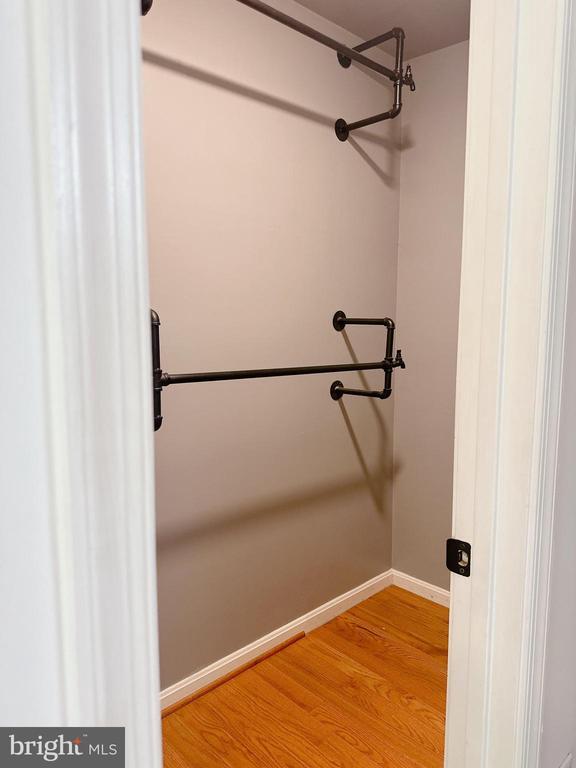 Building Photo - 15427 Beachwater Ct