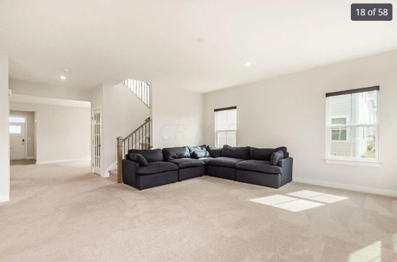 Building Photo - 951 Blackmore Dr