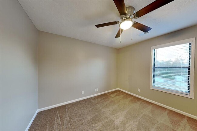 Building Photo - 1510 River Rock Trce