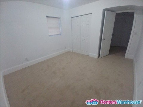 Building Photo - 2574 Brentford Pl