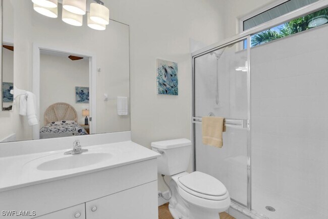 Building Photo - 4022 SW 29th Ave