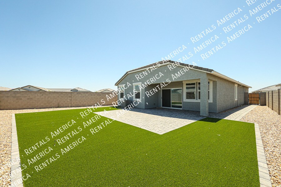 Building Photo - 38060 W Frascati Ave