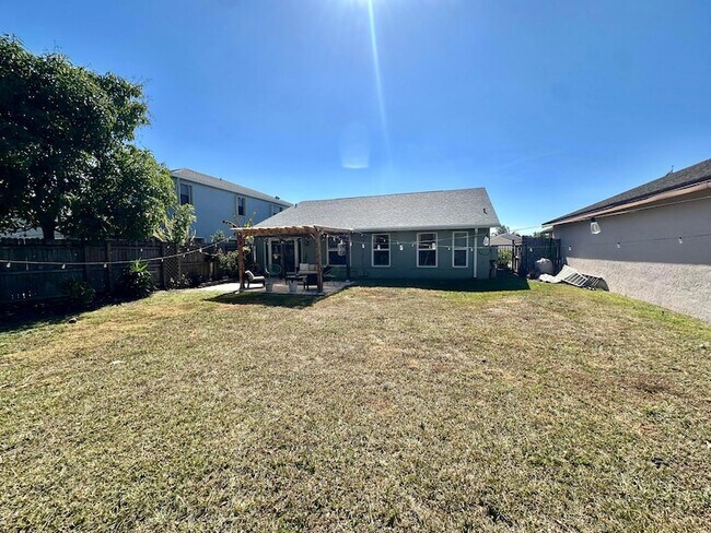 Building Photo - 4492 Brook Dr