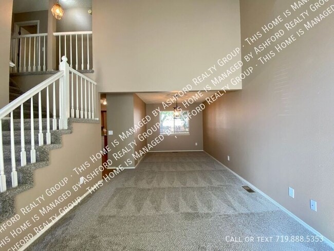 Building Photo - 5330 Tupper Ct