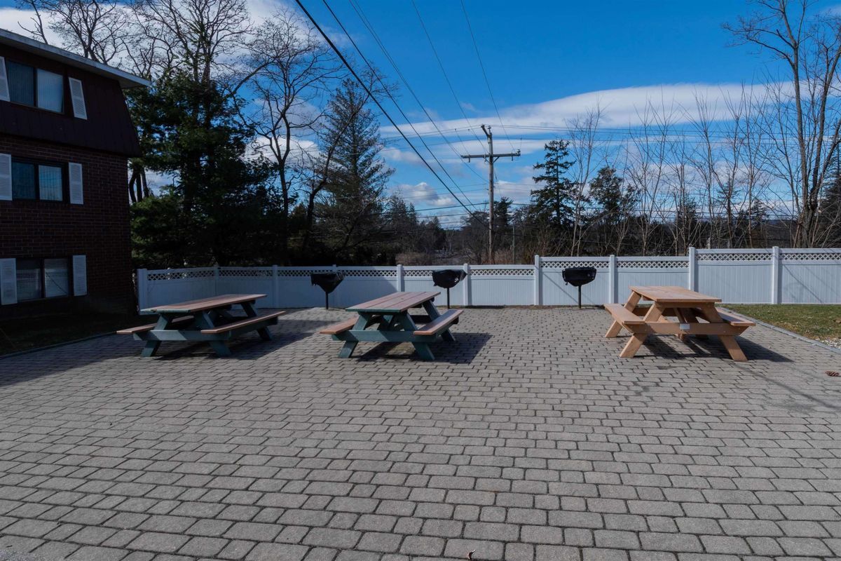 Building Photo - 535 Calef, #17