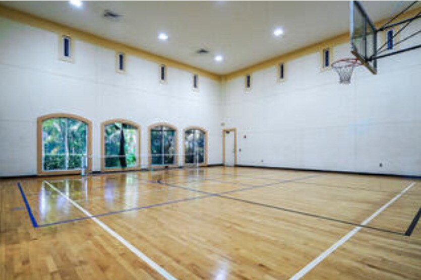 Building Photo - 2204 Tuscany Way