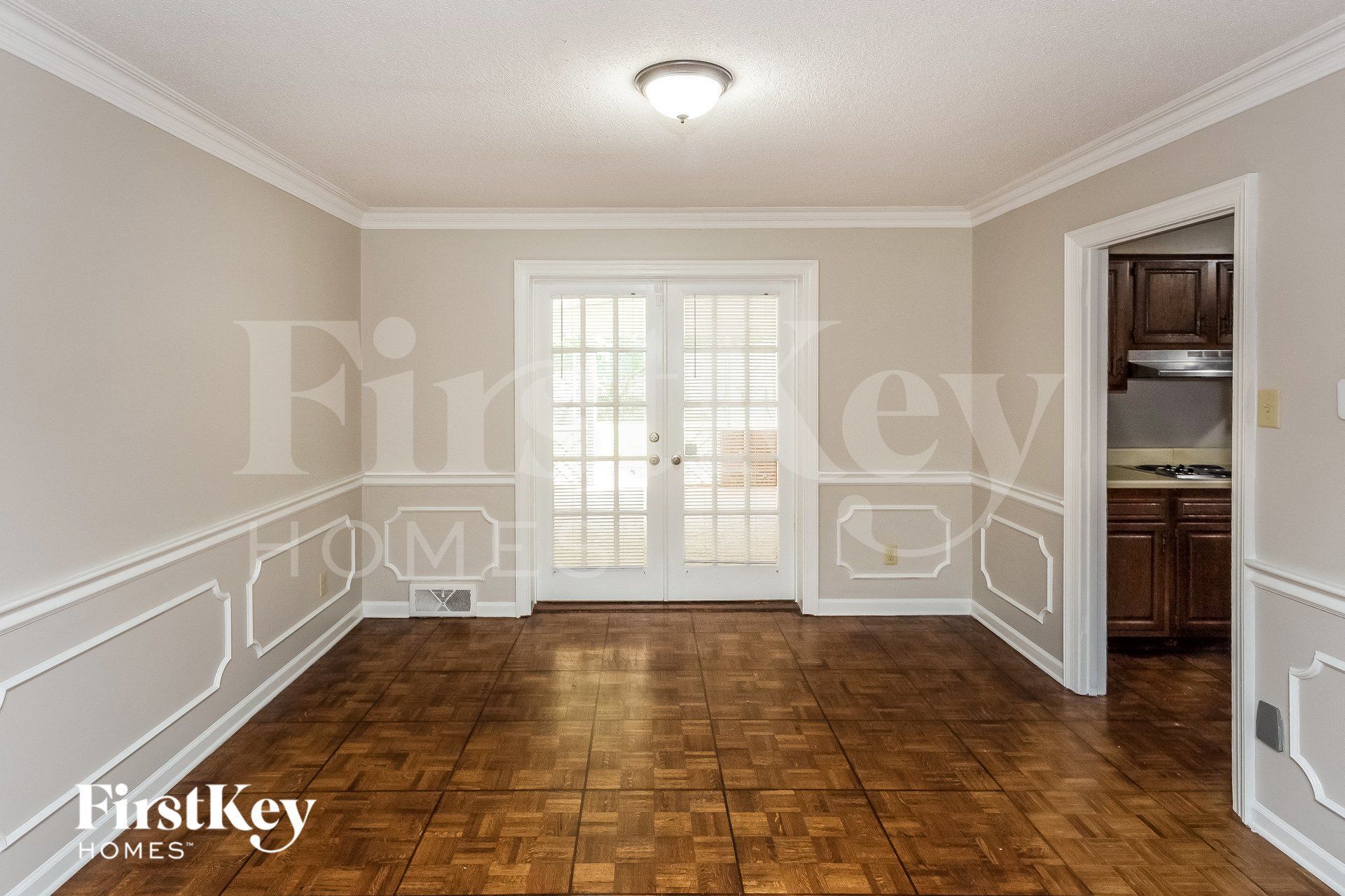 Building Photo - 6991 Dashwood Dr