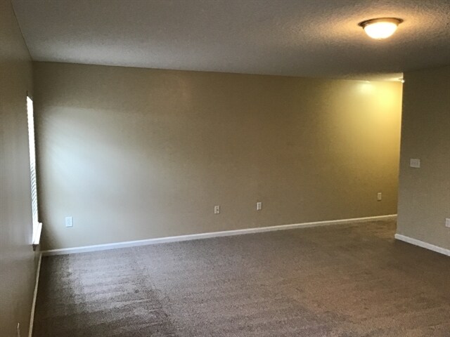 Building Photo - 1147 Hyacinth St