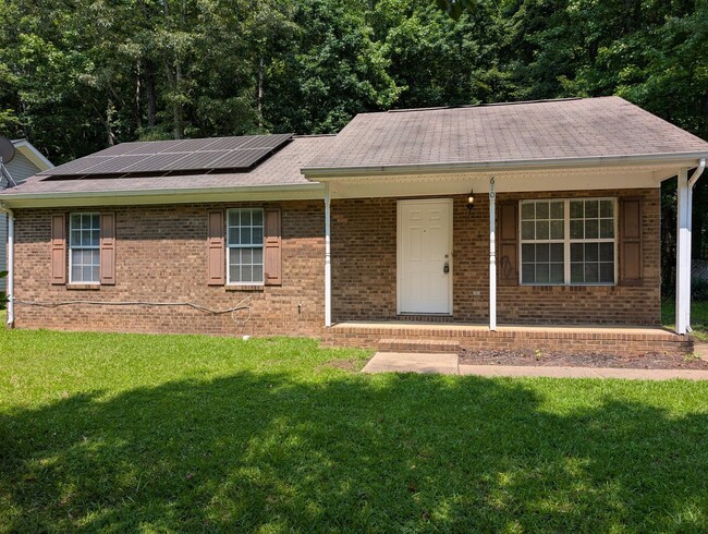 Primary Photo - Move In ready Ranch style home located in ...