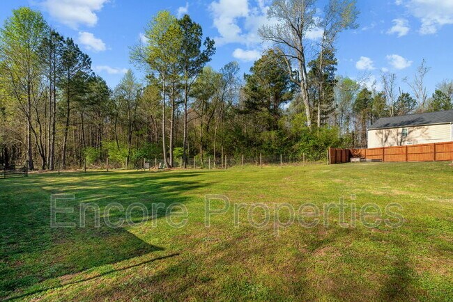 Building Photo - 367 Crane Way