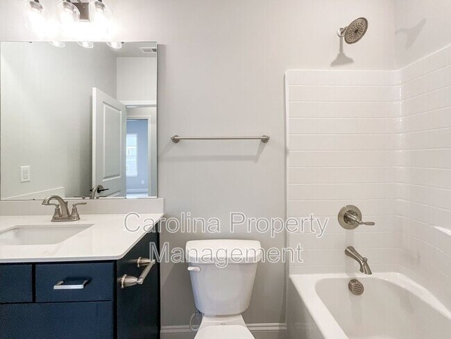 Building Photo - 8229 Houser St