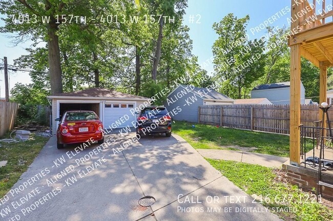 Building Photo - 4013 W 157th St