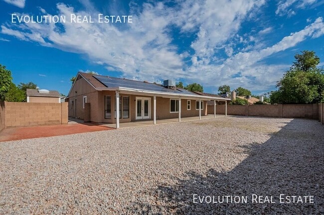 Building Photo - 6443 E Sandra Terrace