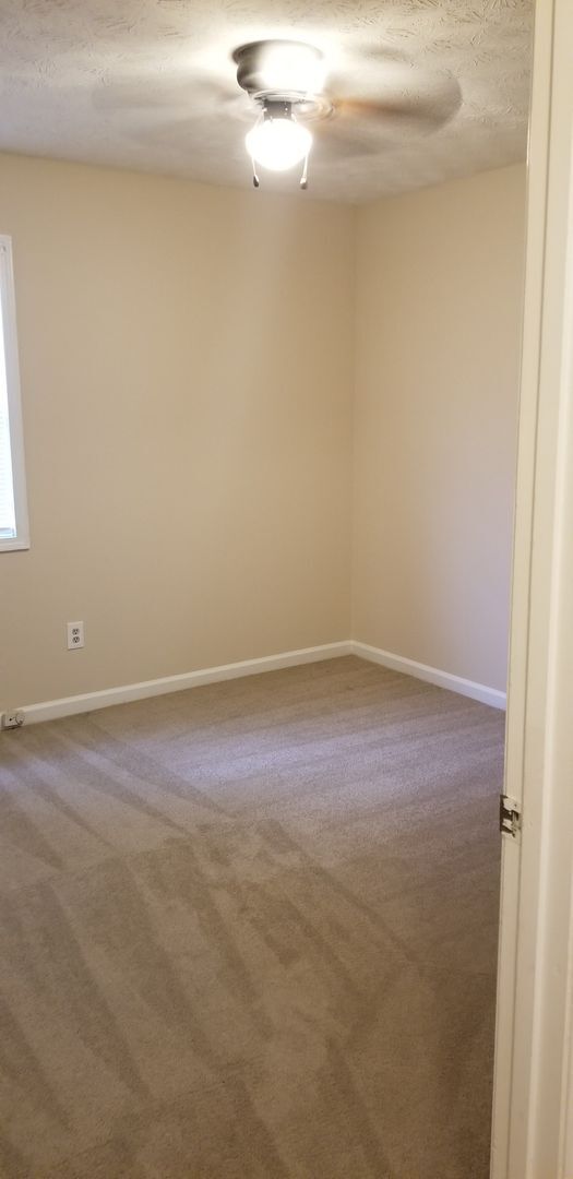 Building Photo - 3526 Hopkins Ct