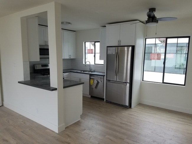 Building Photo - 4799 E Ocean Blvd