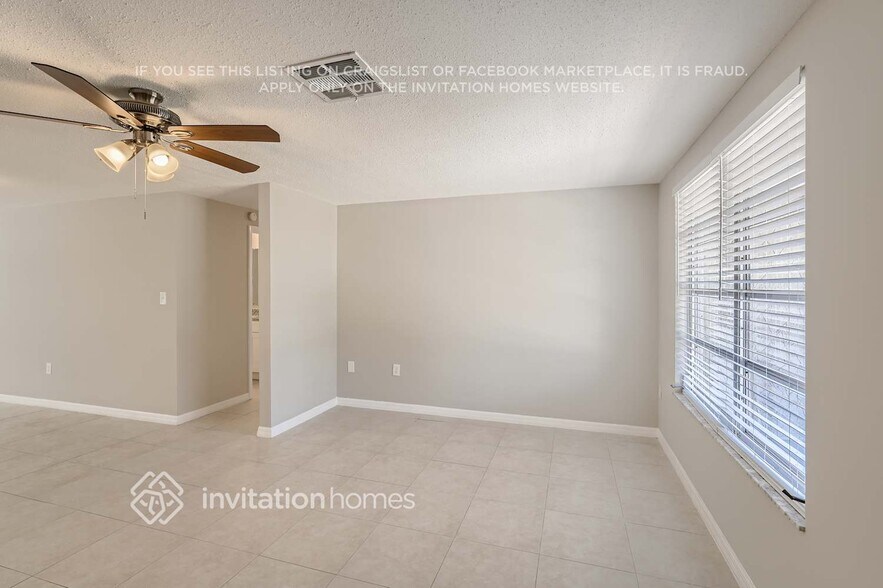 Building Photo - 7530 Rosewood Dr