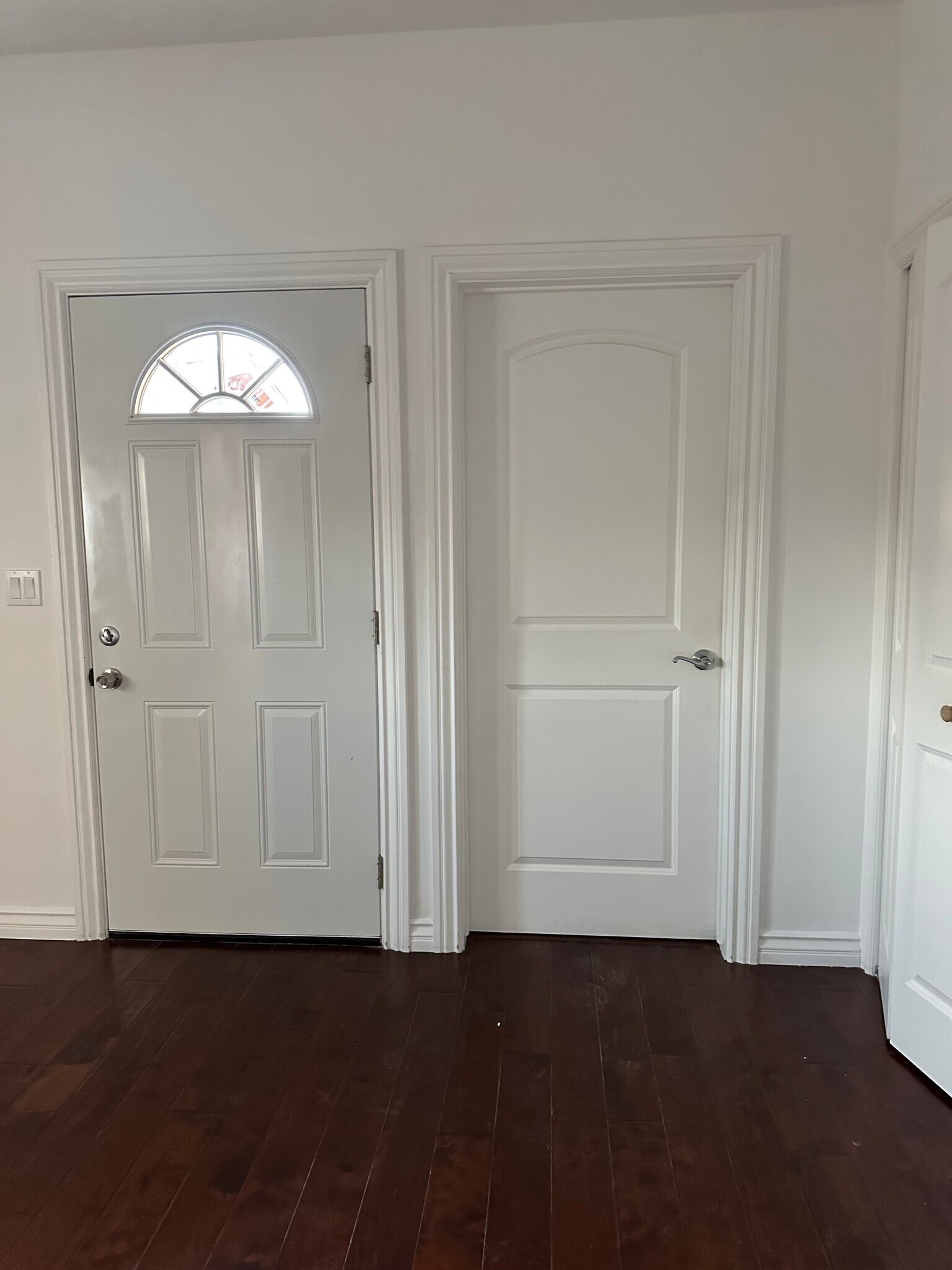 Bedroom 1 - Private entrance - 1317 W 49th St