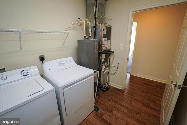 Building Photo - 30630 Umes Blvd