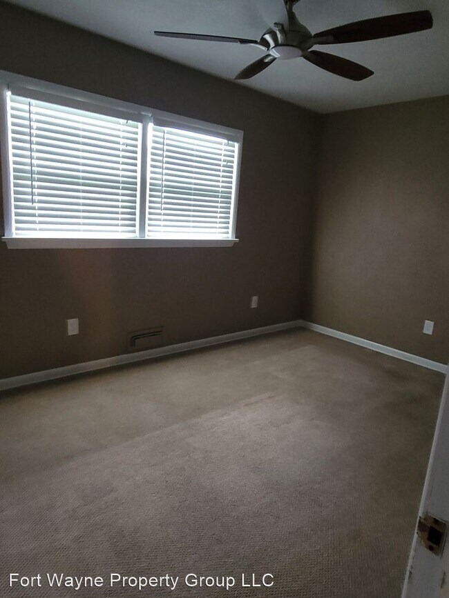 Building Photo - 3 br, 2 bath House - 4332 Wyandotte Dr