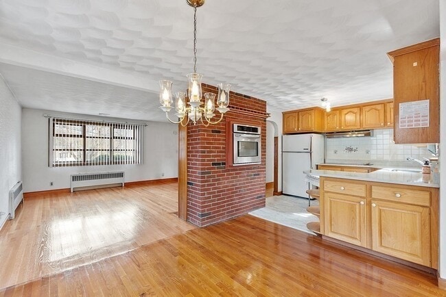 Building Photo - 3 Melo Rd