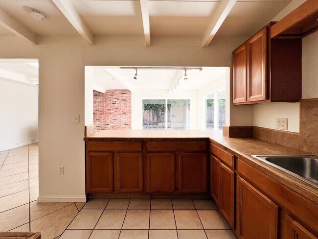 Building Photo - Renovated American Canyon Home Near Schools and Shopping Centers