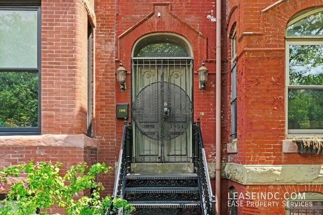 Building Photo - 1503 12th St NW