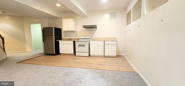 Building Photo - 13047 Quate Ln