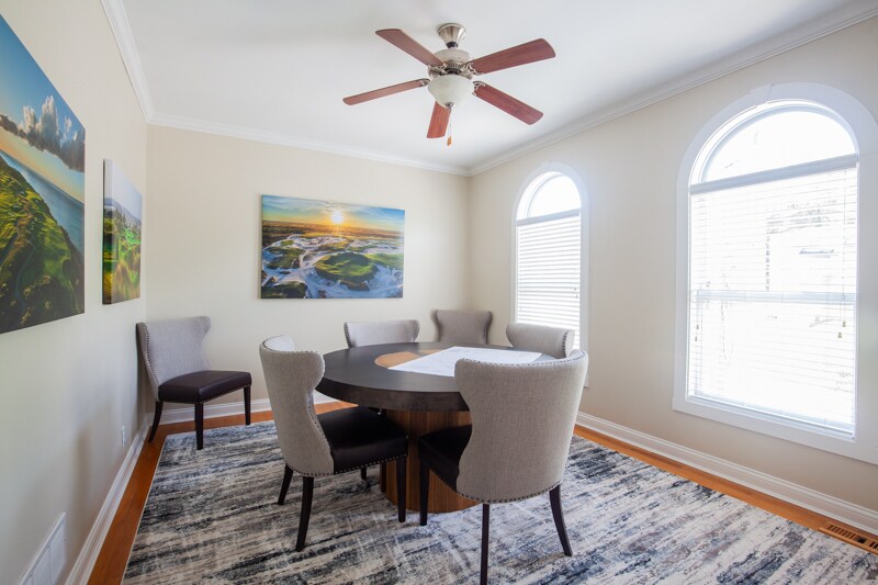 Building Photo - 3220 Linwood Ave