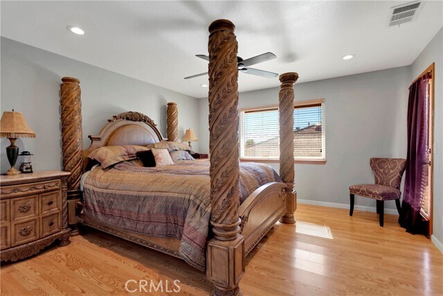 Building Photo - 26665 Lakeview Dr