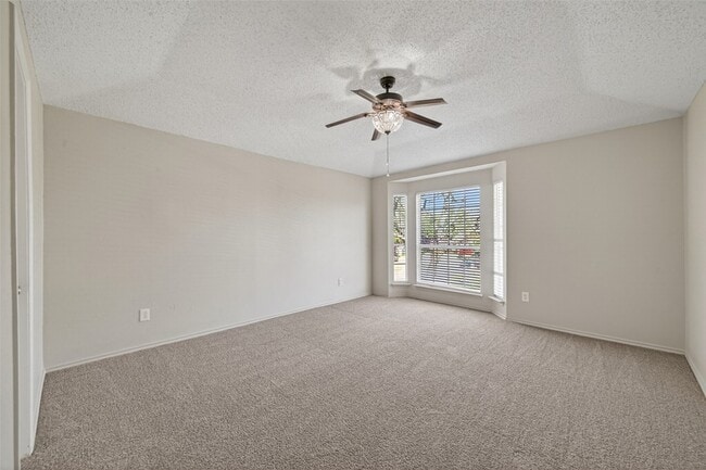 Building Photo - 3479 Rockrill Dr