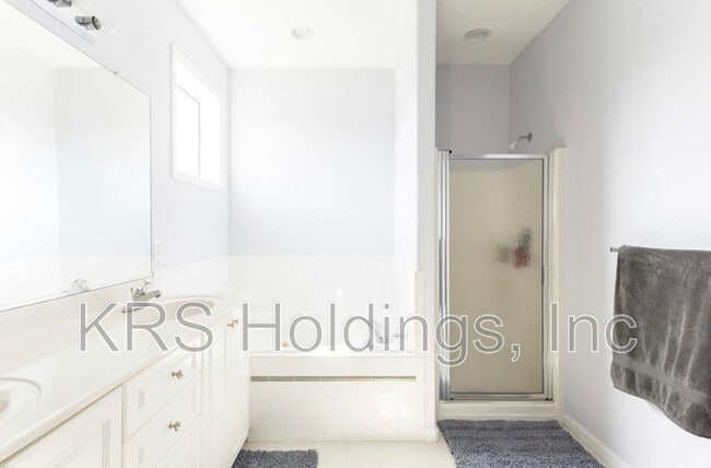 Building Photo - 1075 Grand Oak Ln