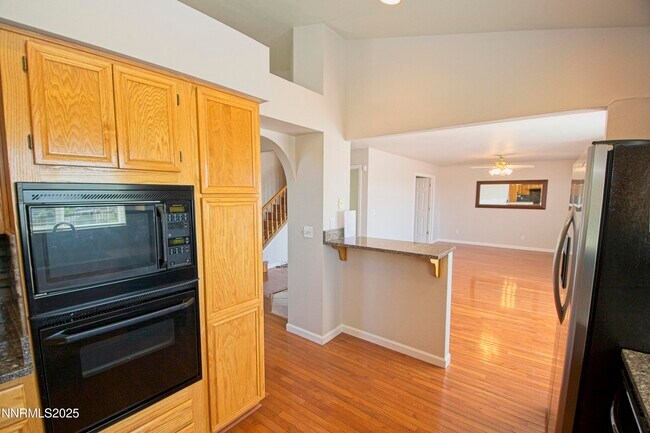 Building Photo - 5254 Tappan Ct