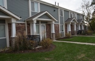 Primary Photo - Fox River townhomes