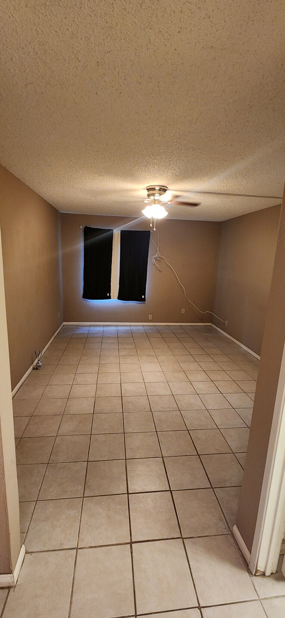 Building Photo - 3535 Banbury Dr