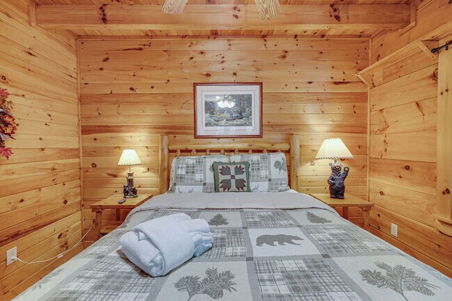 Building Photo - 150 Arrow Way