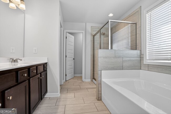 Building Photo - 4211 Portsbrook Ave