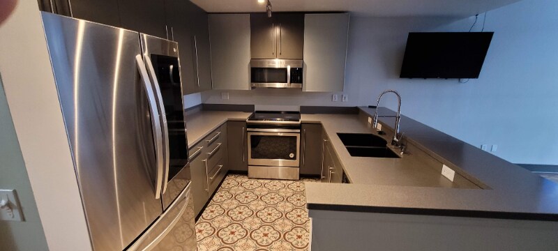 Building Photo - 600 Broadway Ave NW