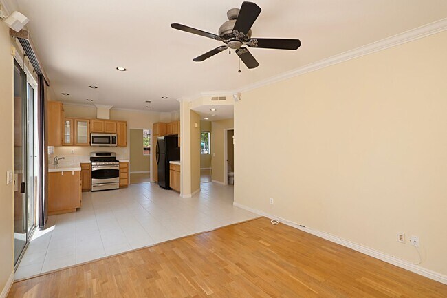 Building Photo - Scripps Ranch Single Family House