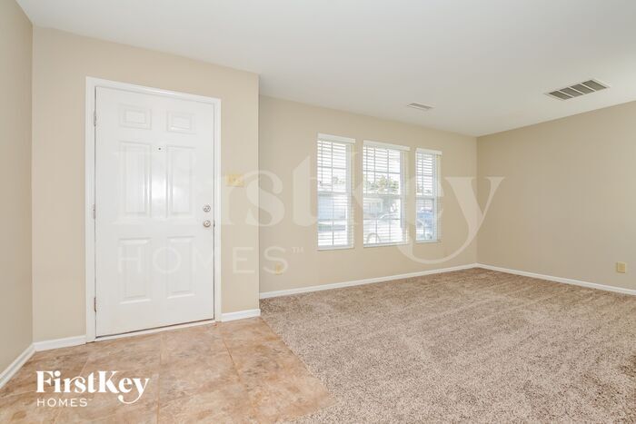 Building Photo - 5418 Fairway Forest Dr