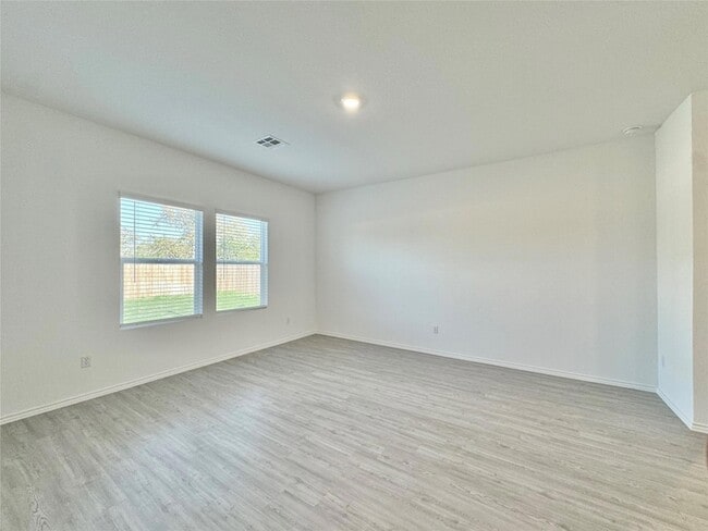 Building Photo - 1316 Acorn Oak Dr
