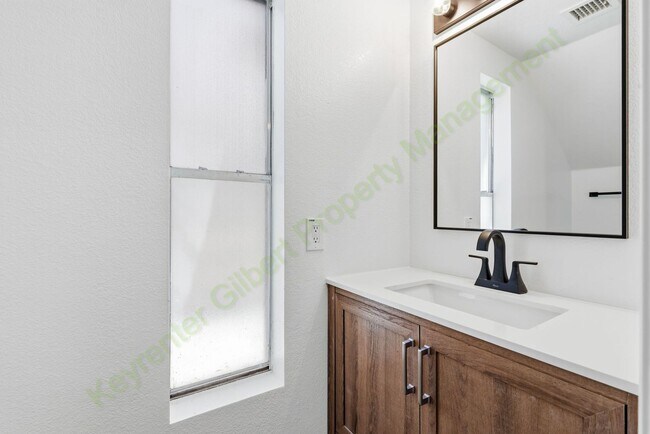 Building Photo - Remodeled Alta Mesa Golf Course Home with Private Balcony and Putting Green