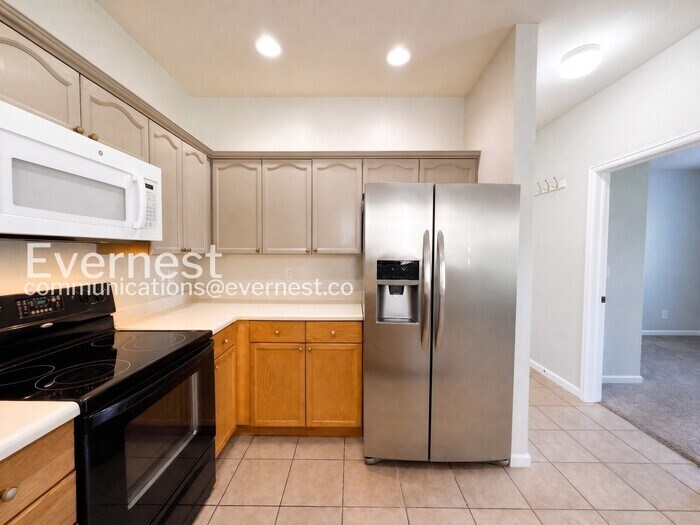 Building Photo - 4054 S Carson St